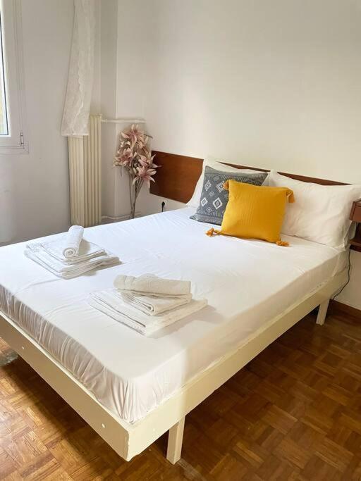 Cute And Quiet Apartment In The Center Of アテネ エクステリア 写真